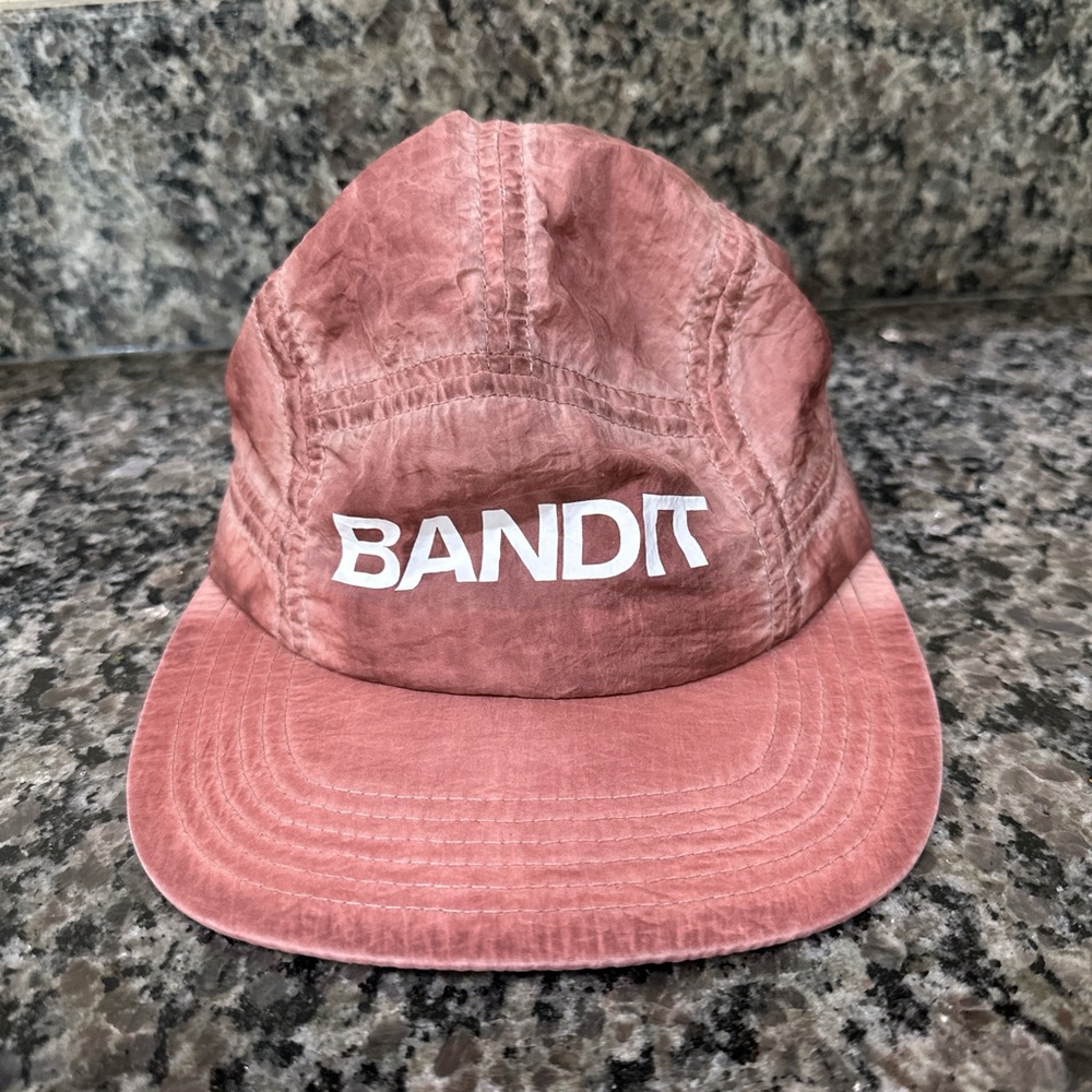 BANDIT NYLON HUMOFIT™ RUN HAT - MAHOGANY